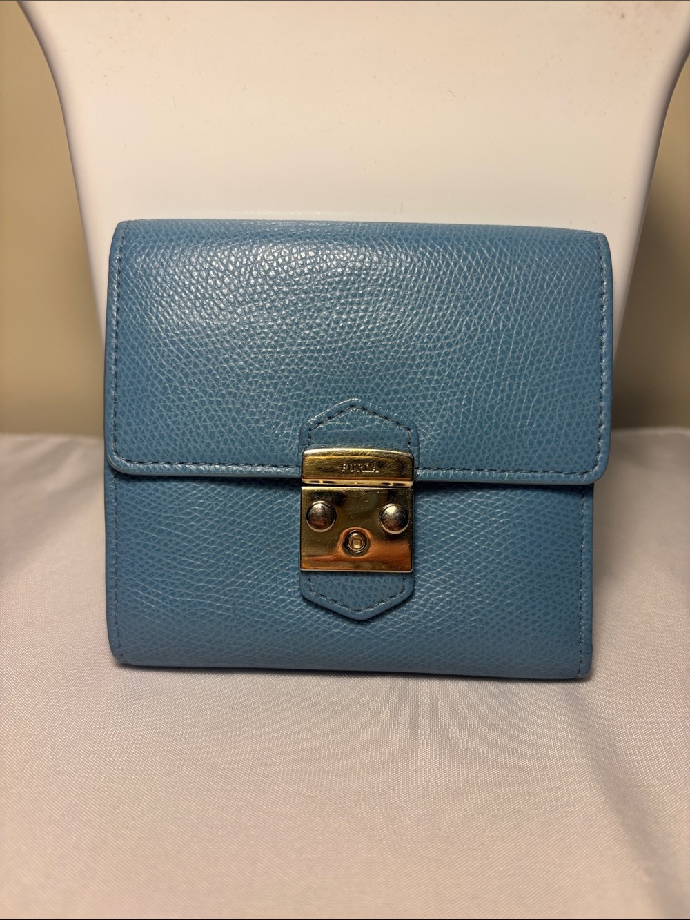 EUC Furla Ardesia Blue Leather Compact Bi-Fold Wallet - Iconic Furlock Clasp!